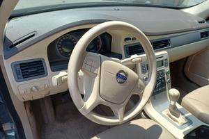 volvo V70 station wagon