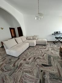 DIVANO SEMERARO COME NUOVO