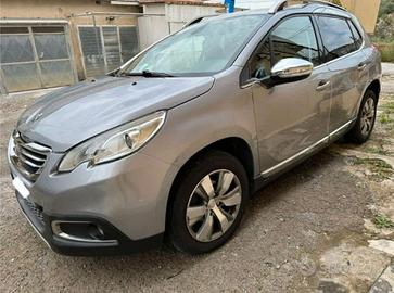 Peugeot 2008 - 2015 1.6 952cv urban cross