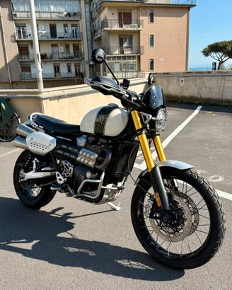 TRIUMPH SCRAMBLER 1200 XE