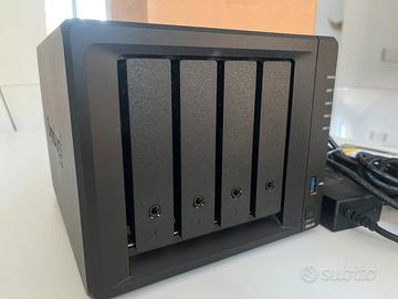 NAS Synology DS418 + 2TB WD