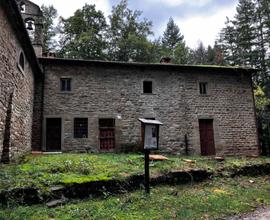 Rustico in sasso a Vallucciole (AR)