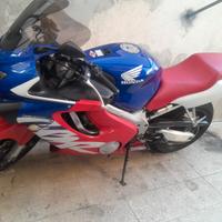 Honda CBR 600 F del 2001