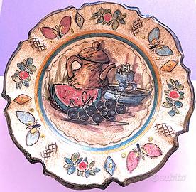 Piatto vintage in ceramica creato e dipinto a mano