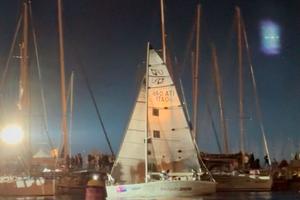 Barca da regata UFO28