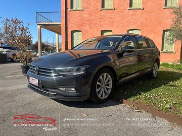 Volkswagen Passat Variant 2.0 tdi Executive 150cv