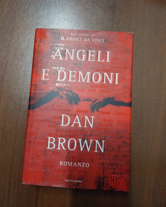 Dan Brown