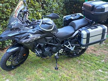 Benelli TRK 502x