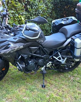 Benelli TRK 502x