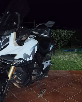 CF MOTO 650 MT