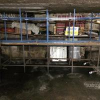 Tavoli da lavoro in ferro