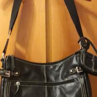 Borsa nera marca Segue