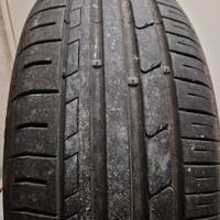 Gomme estive 215/55/17 98H XL soli 5000Km percorsi
