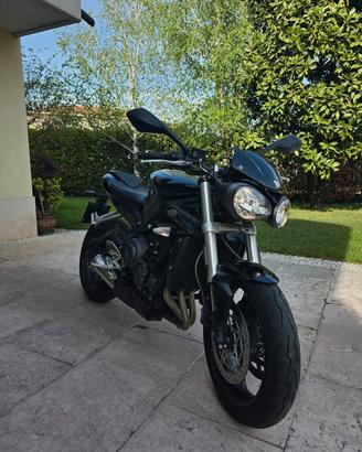 Triumph Street triple 660 S - A2