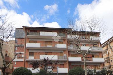 3 LOCALI A FRANCAVILLA AL MARE