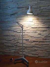 lampada industriale da terra vintage anni 60 70