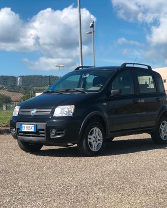 FIAT PANDA. 4x4.