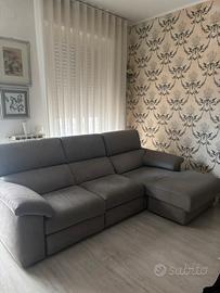 Divano 3 posti angolare con sedute scorrevoli