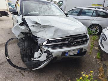 T-Roc 2023 25.000 km Incidentata