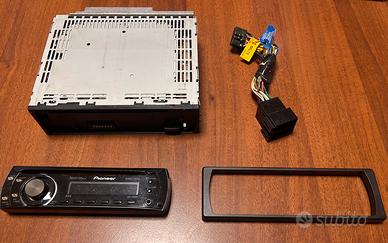 Stereo auto Pioneer Deh-1100mp