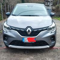 Renault Captur Plug-in Hybrid 2023