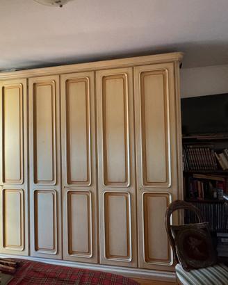 Armadio in legno 6 ante