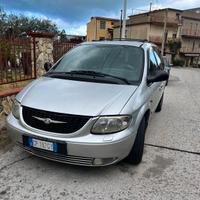 Chrysler Voyager 2.5 diesel 7 posti