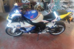 Honda cbr 1000 rr
