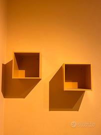 Coppia di scaffali a cubo