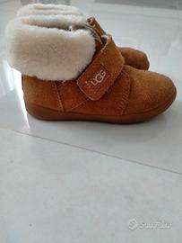 stivaletti UGG 