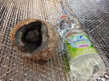Minerale geode di ametista