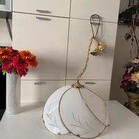 lampadario in vetro e oro