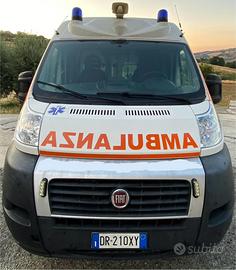 Ambulanza Fiat Ducato