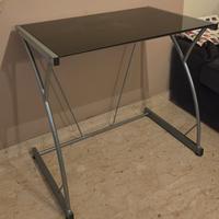 Tavolino da pc portatile in vetro nero