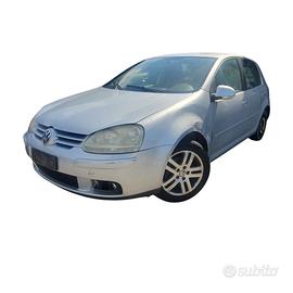Ricambi usati per VW Golf 5 1.6 benzina del 2008