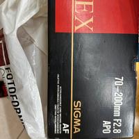 Obiettivo sigma 70-200mm F2.8 APO per nikon