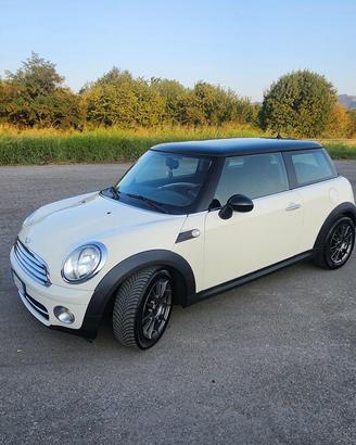 MINI Cooper D 1.6 109cv - Pepper White - Cerchi MS