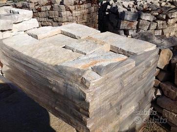 PIETRE ( biancone di Giovinazzo )