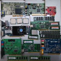 stock materiale informatico