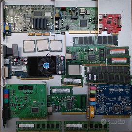 stock materiale informatico