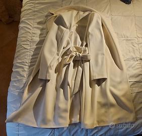 Cappotto bianco lungo con cinta, S