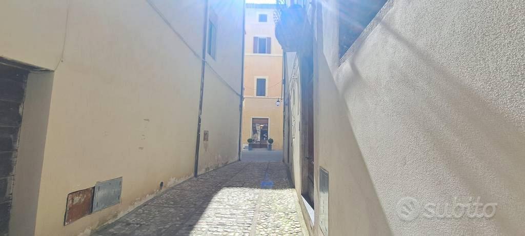 Appartamento di 103 m² con 4 locali a Spoleto - View 3