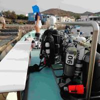 rastrelliera per bombole subacquee