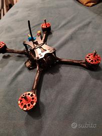 Drone da racing FPV analogico 5 pollici