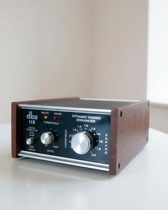 dbx 118 Dynamic Range Enhancer,