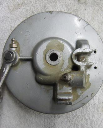 Piatto porta ganasce anteriore lambretta
