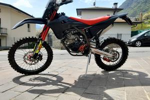 Fantic 125 XEF Competition