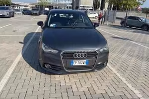 AUDI A1 SPB 1.6 TDI S tronic Attraction