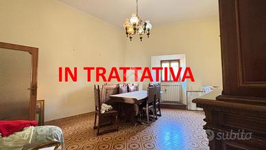 4 LOCALI A CAPENA