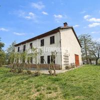 CASA INDIPENDENTE CON TERRENO